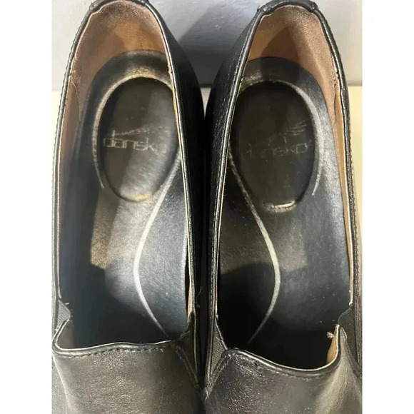 Dansko Clogs - Women's Size 8 - Picture 3 of 7